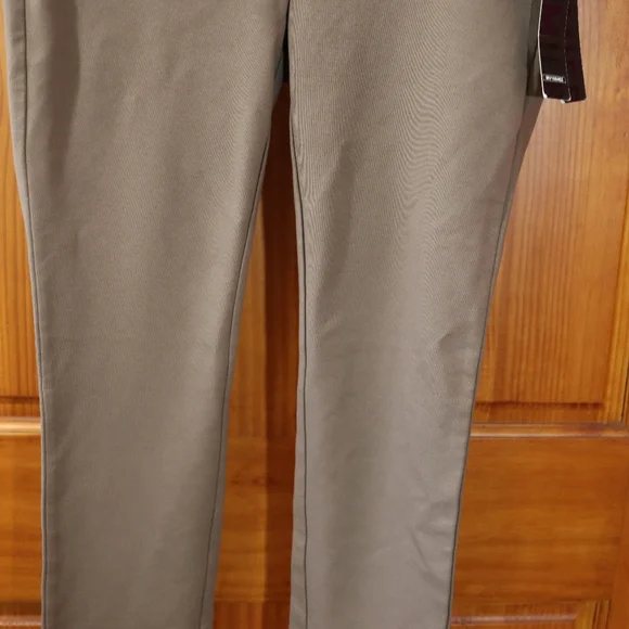 One 5 One Taupe Leggings - Picture 3 of 9